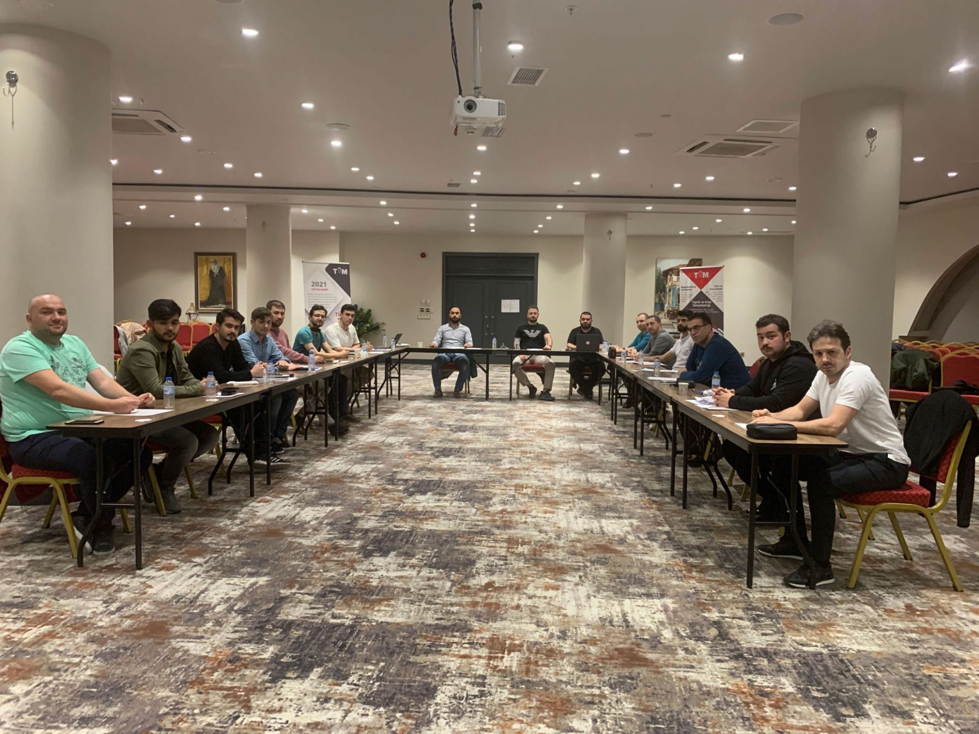 Tüm Eğitim Kampında
